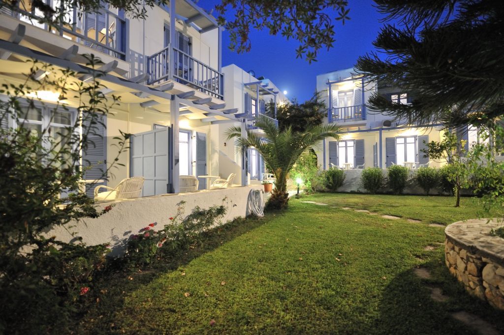 Panorama Hotel Parikia  Exterior photo